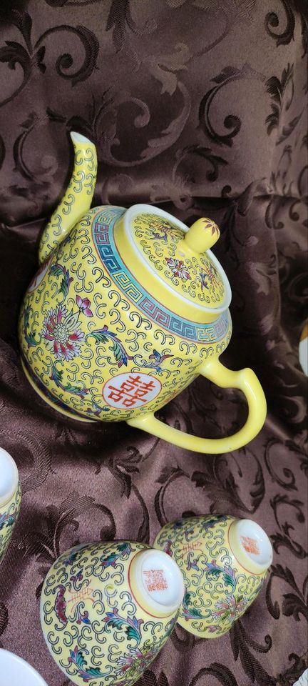 Jingdezhen chinesisches Teeservice aus Porzellan Sammlerstück in Hardegsen