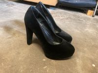 High Heels Pumps aus Samt italienische Marke 36,5 Bremen - Neustadt Vorschau