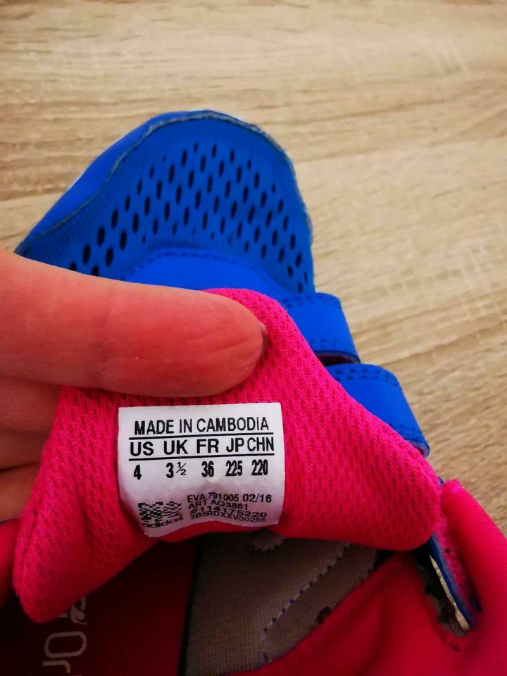 Adidas Sneaker Sportschuhe Größe 36 blau pink in Oelde