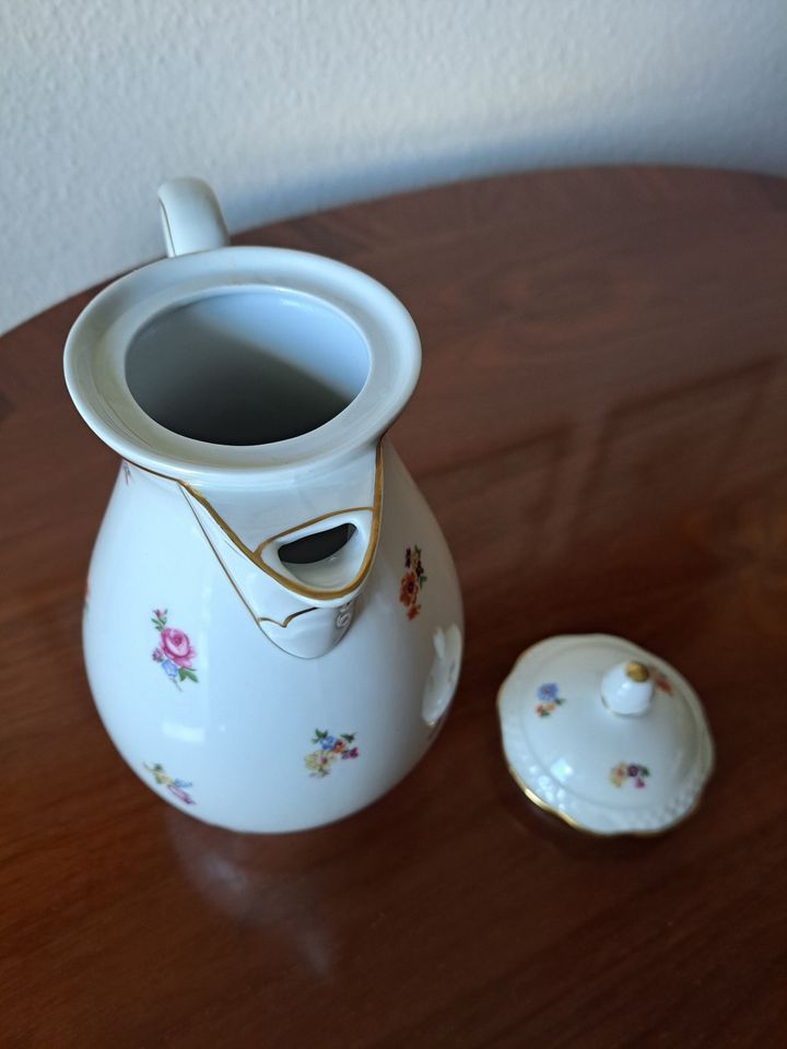 Keramik Kaffeekanne, Milchkännchen & Eierbecher weiß Volkstedt in Gröbenzell