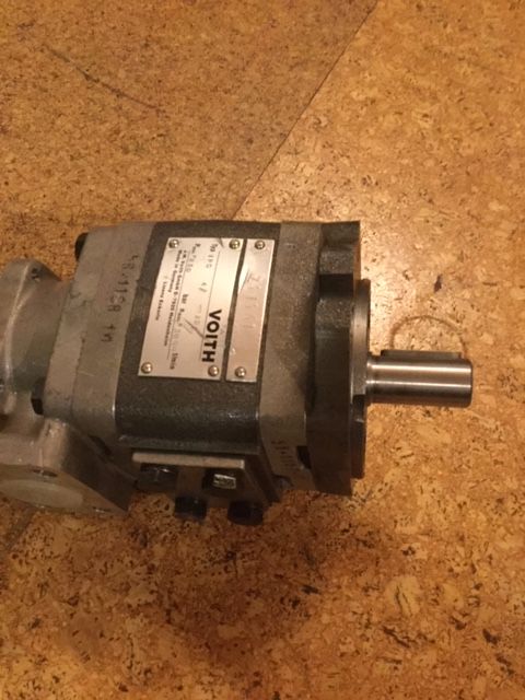 NEUE Voith Hydraulikpumpe Innenzahnradpumpe IPC 4/-25 in Sonneberg