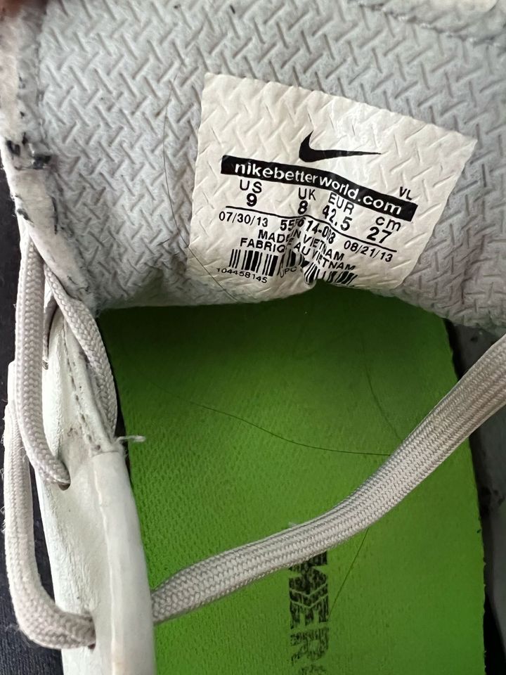 Nike Fußballschuhe, Größe 42 gebraucht in Langen (Hessen)