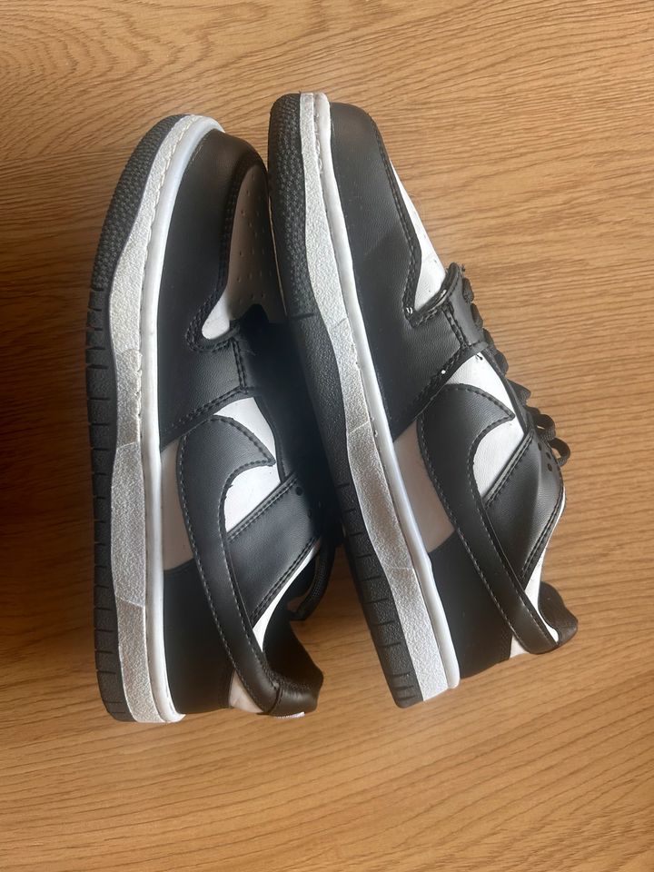 Sportschuhe Gr 38 in Mannheim