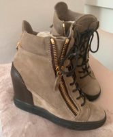 Giuseppe Zanotti - Wedges , Gr.37 , Wildleder , top ! Köln - Ehrenfeld Vorschau