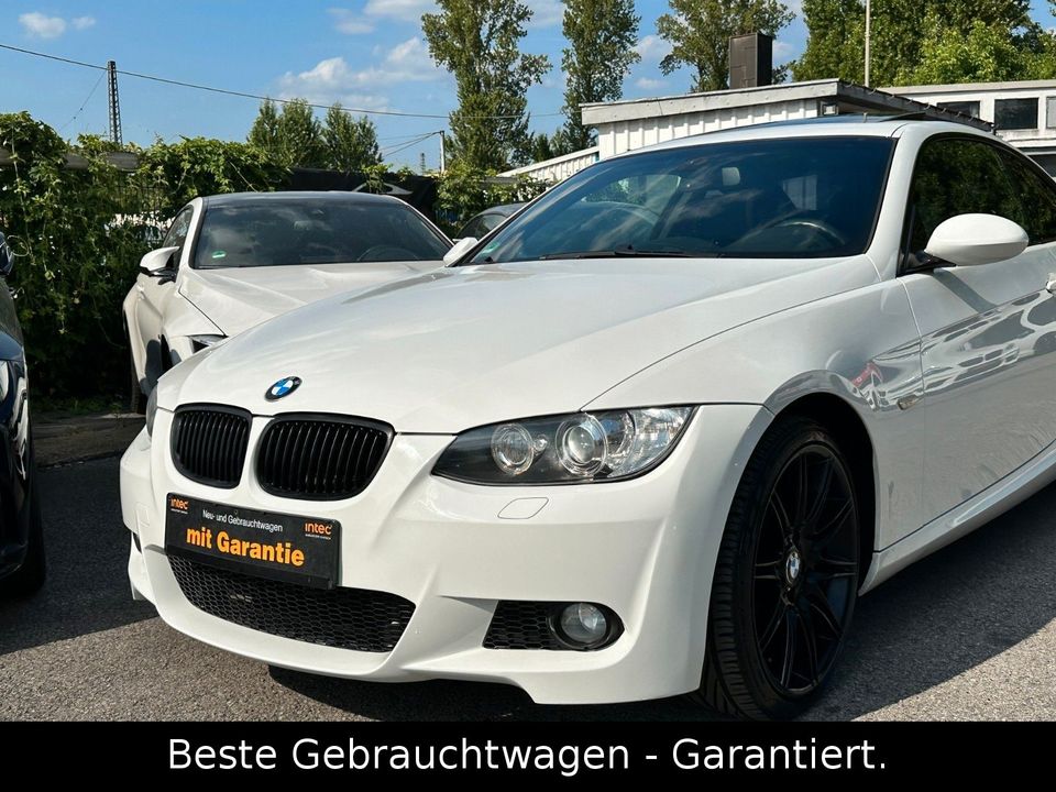 BMW 320i Aut. Coupé M - PAKET * XENON * NAVI * TOP * in Essen