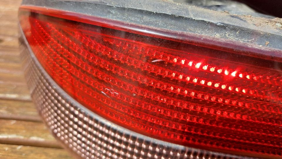Peugeot 306 ph1 Cabrio rückleuchte links in Kemberg
