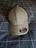 Flexfit Cap S/M grau/schwarz Bayern - Wiesenfelden Vorschau