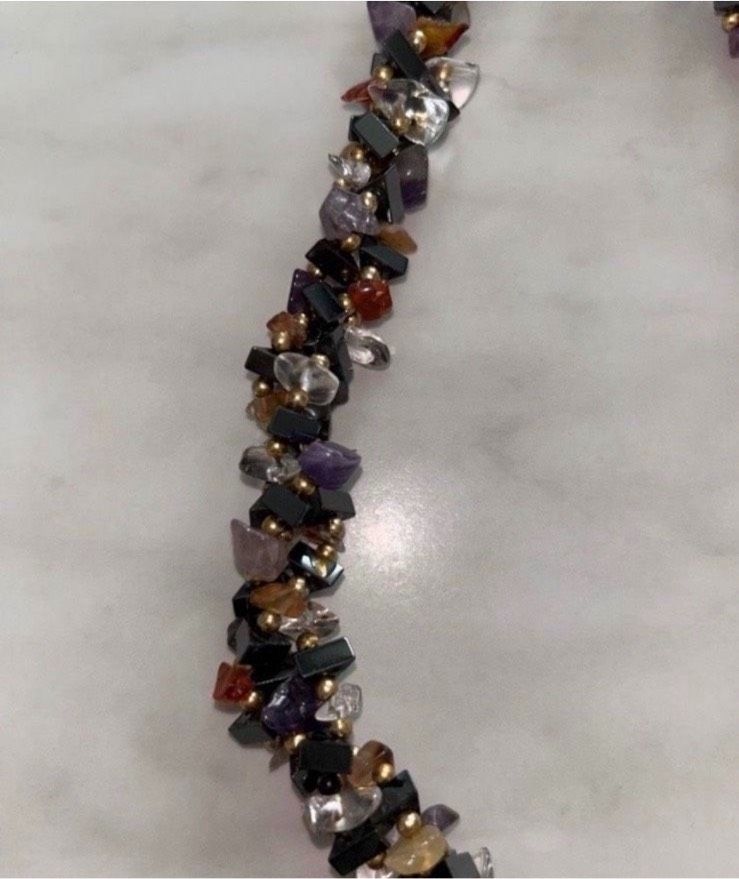 Wunderschöne Halskette mit Halbedelsteinen mehrfarbig in Schöneck