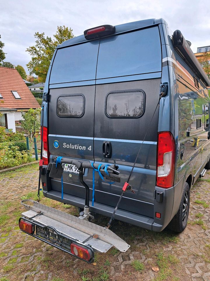 Rollerträger in Schwerin