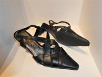 Tamaris Damen Slingback Pumps schwarz Leder 37 UK 4,5 Absatz 6cm Baden-Württemberg - Wertheim Vorschau
