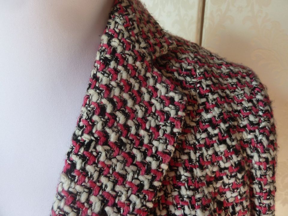 Boucle Blazer Pink Weiß Schwarz Gr. 38 in Wendelstein