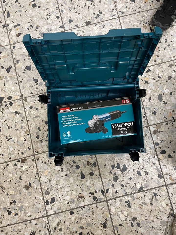 Makita Winkelschleifer Elektro-Winkelschleifer 840W 125mm in Duisburg