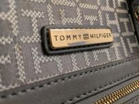 Neuw. Tommy Hilfiger original Handtasche grau Shopping bag Nordrhein-Westfalen - Hagen Vorschau