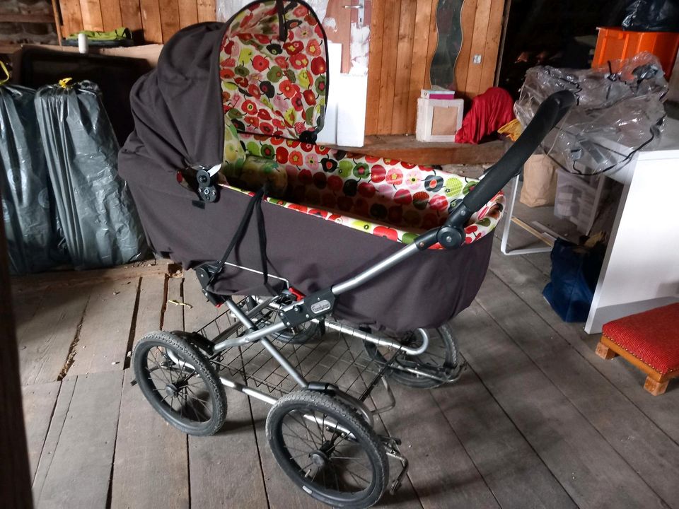 Emmaljunga Big Star Kinderwagen in Wennigsen