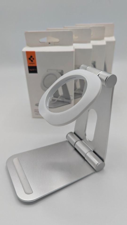 NEU Spigen Ständer für iPhone 13 / 12 Pro Max Pro Mini MagSafe in Oberkochen