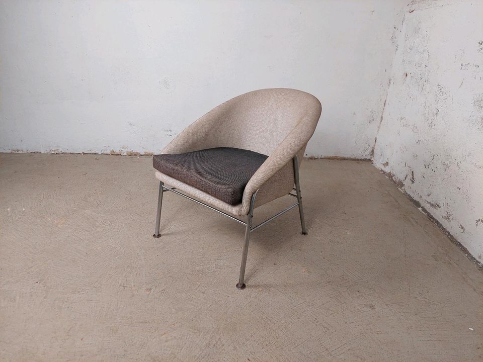 Vintage Sessel Armchair Chrom Palast der Repubilk 60er 70er DDR in Leipzig