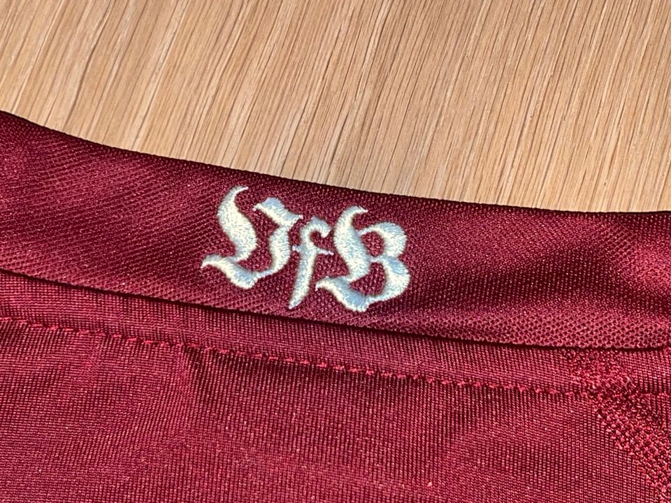 *NEU* VfB Stuttgart Trikot mit Autogrammen signiert in Hamburg