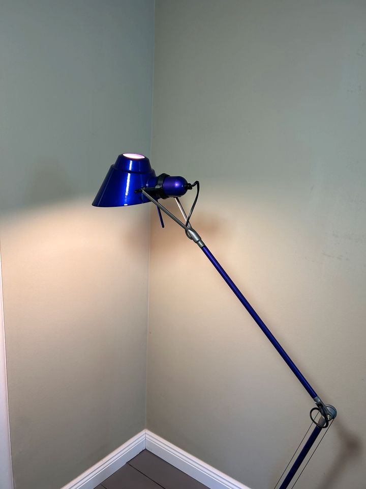 LUMINA TANGRAM Schreibtisch-Lampe ( violett ) Design-WalterMonici in Zeuthen