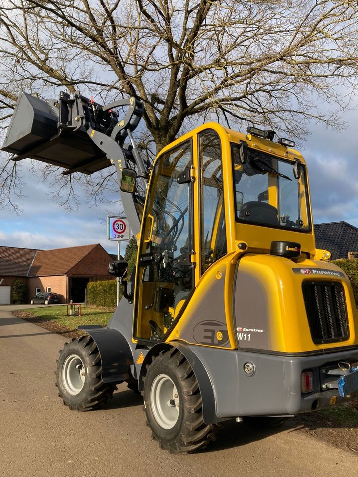 Hubhöhe 2.85m Radlader Hoftrac  Eurotrac W11 HofladerVollkabine in Heemsen