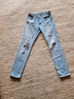 Levi's Jeans hellblau Größe 29/32 keine Löcher nur zerknittert Nordrhein-Westfalen - Hattingen Vorschau