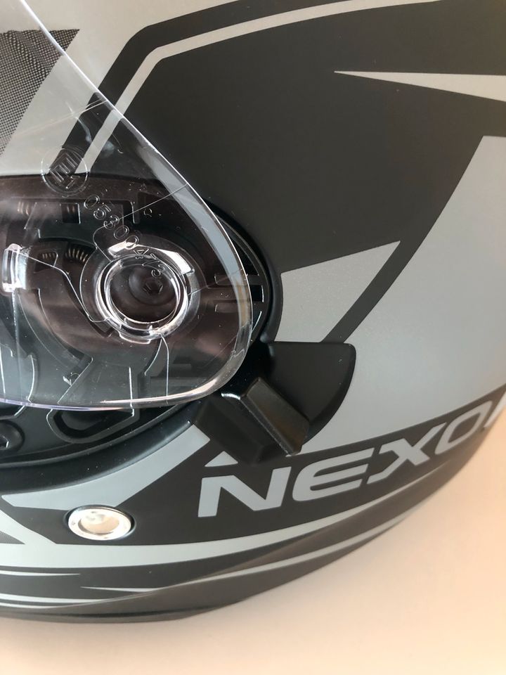 Motorradhelm von Nexo in Efringen-Kirchen