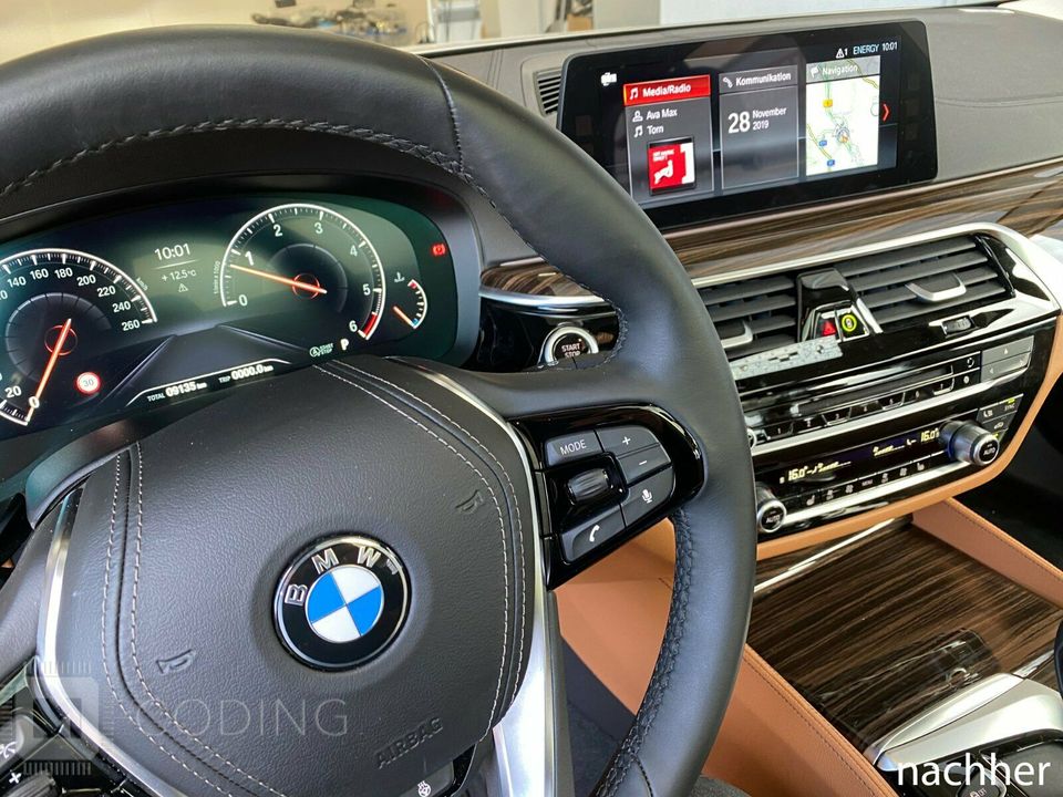 BMW Diebstahl Instandsetzung Navi Navigation NBT EVO G30 G31 G32 in Sinzig