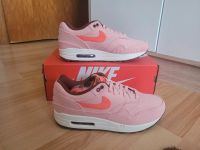 Nike Air Max 1 Premium Größe 42,5 rosa coral Sneaker Retro Schuhe Hessen - Fulda Vorschau