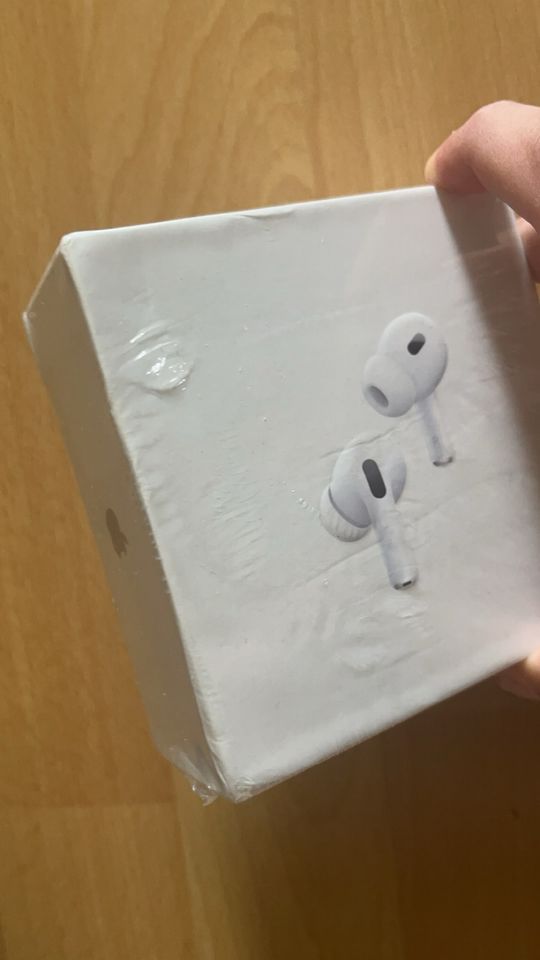 Apple Airpods Pro 2nd Generation in Frankfurt am Main