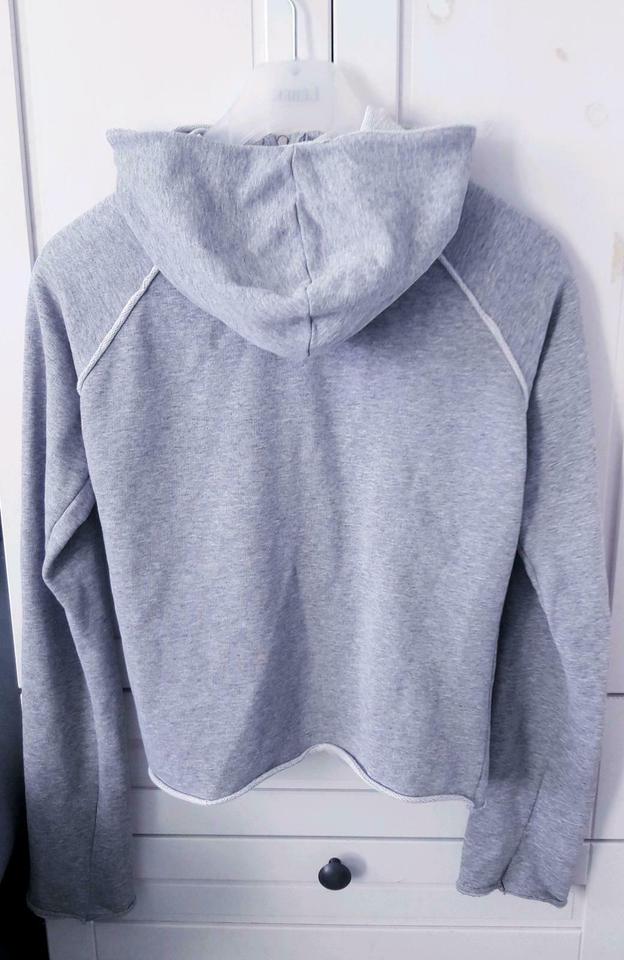 Jacke Gr.L Gr.40 Kapuzenjacke Trainingsjacke Joggingjacke in Kühlungsborn