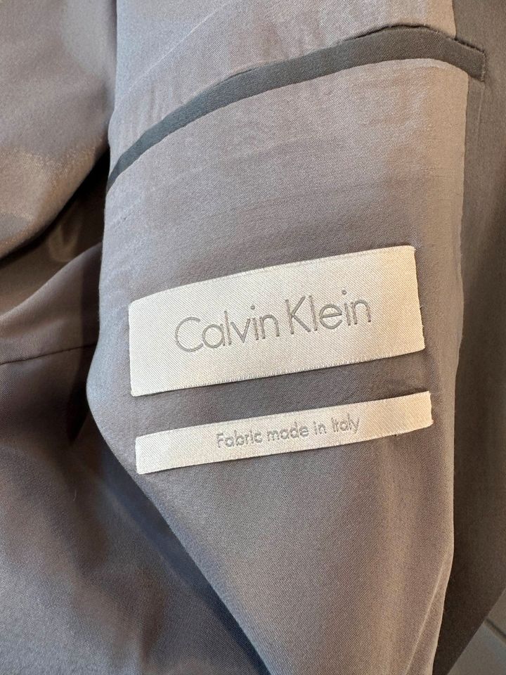 CALVIN KLEIN Anzug Grau (Größe 54) in Weißwasser