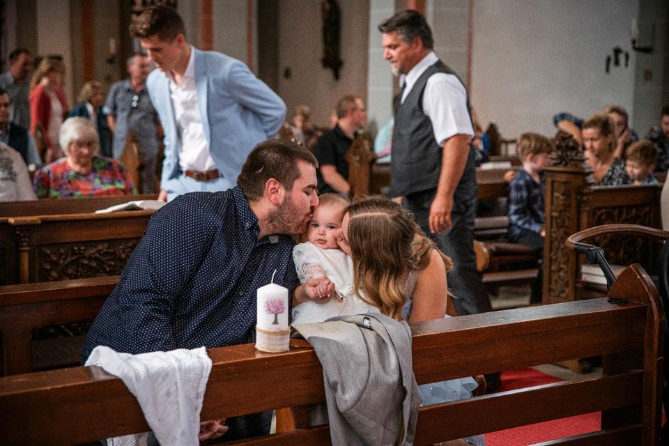 Fotografin für Taufe gesucht? in Sankt Augustin