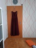 Abendkleid mit Ziersteinen  und Stickereien bordeaux Nordrhein-Westfalen - Oelde Vorschau