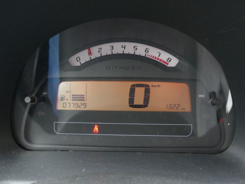 Citroën C3 1.4 Confortline Klima Tüv 09/2025 in Altensteig