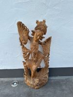Geschnitzte Holzfigur Tempeltänzerin Nordrhein-Westfalen - Finnentrop Vorschau