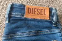 DIESEL Jeans für Mädchen Gr. 164/170 Stuttgart - Mühlhausen Vorschau