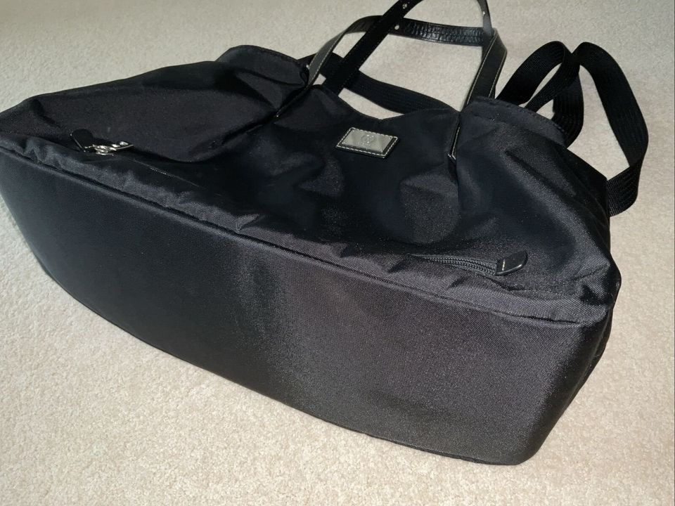 BOGNER Umhängetasche, schwarz, Nylon + Leder in Detmold