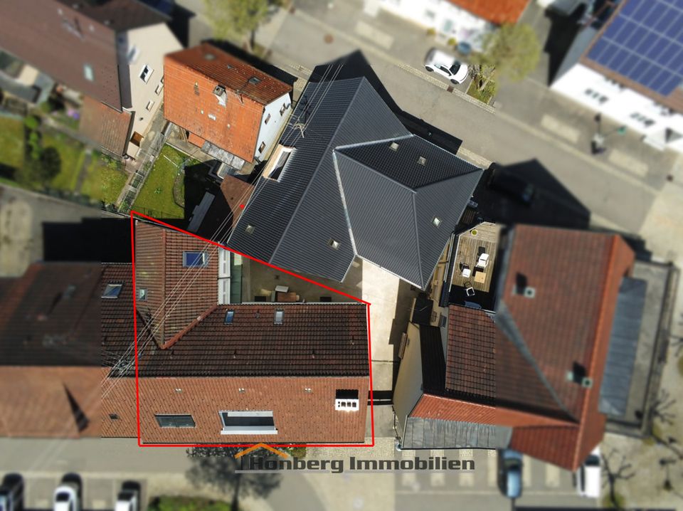 Komplett neu renovierte Dachgeschosswohnung in Albstadt
