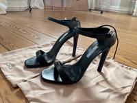 Prada high heels Sandalen Gr. 39 neuwertig Hamburg-Nord - Hamburg Eppendorf Vorschau