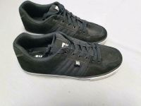 SNEAKER, schwarz/weiß Gr. 44, gebr. Nordrhein-Westfalen - Rheinberg Vorschau