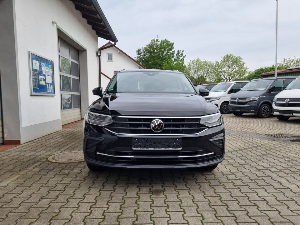 VW Tiguan 1.5 TSI Life DSG - LED - PDC - Kamera in Aiterhofen