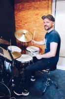 Schlagzeugunterricht in Lichtenberg mit Australien Lehrer Friedrichshain-Kreuzberg - Friedrichshain Vorschau