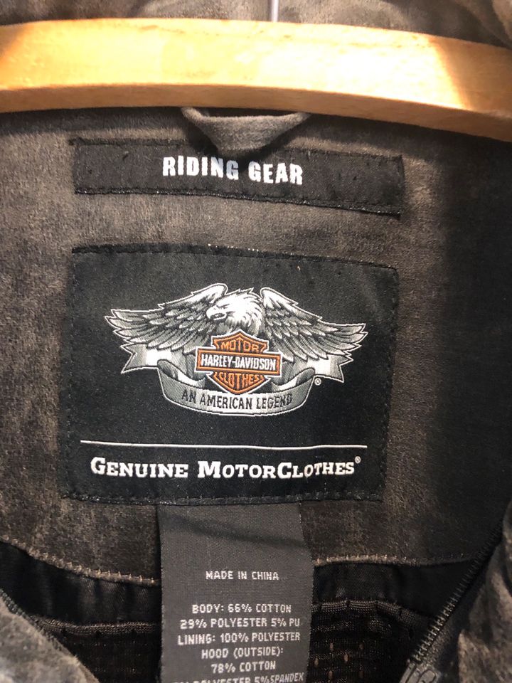 Harley Davidson Motorradjacke in Tröndel