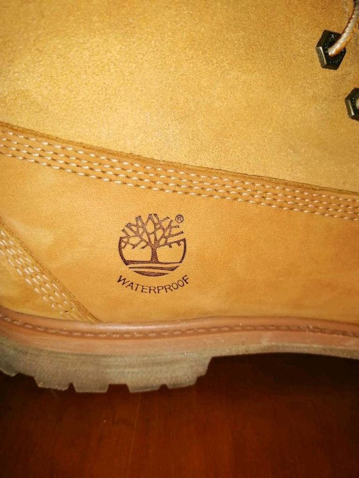 Timberland  Boots gefüttert neuwertig in Ratingen