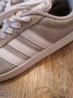 Adidas Schuhe, sehr guter Zustand, Größe 37,5 Niedersachsen - Visbek Vorschau