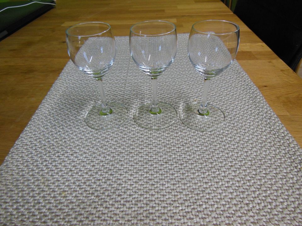 3 Schnapsgläser mit Stil, Schott Zwiesel, 12 cm, 4,5 cm,neuwertig in Neuenbürg