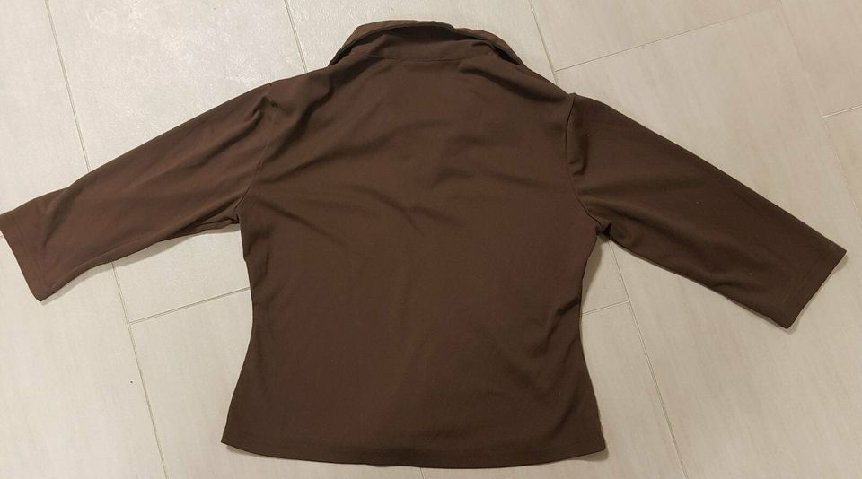 braunes kurzes Shirt, Halbarm, Damen, Größe 42/44 in Zickeritz