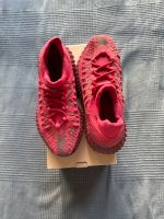 Yeezy Boost 350 V2 CMPCT Slate Red Berlin - Treptow Vorschau