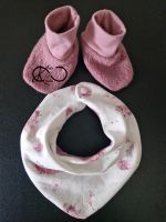 Handmade Baby Halstuch Schuhe aus Jersey/Walk Schwan altrosa neu Thüringen - Stadtroda Vorschau