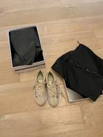 Givenchy Runner Sneakers, Light Beige, Gr. 37, neuwertig Essen - Bredeney Vorschau