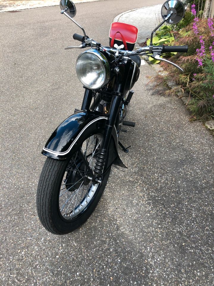 BMW R 25 Oldtimer Bj. 1951 „Bärbele“ in Schwörstadt